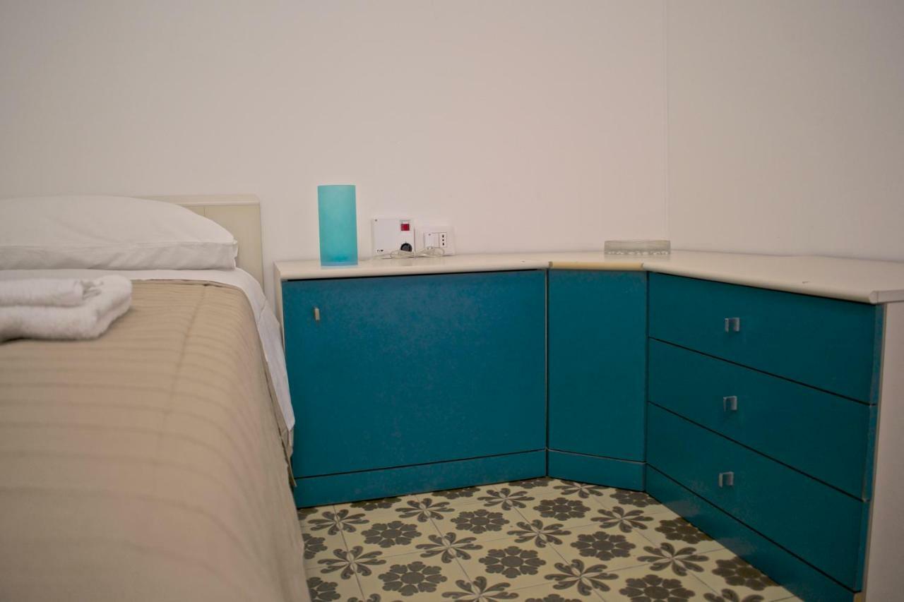 Apartamento Il Piccolo Attico In Centro Pozzallo Exterior foto